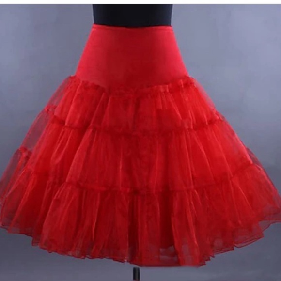Women’s 3 Layered Tutu Skirt / High Waist Cocktail Petticoat Hoop Skirt (Red) - Picture 3 of 11